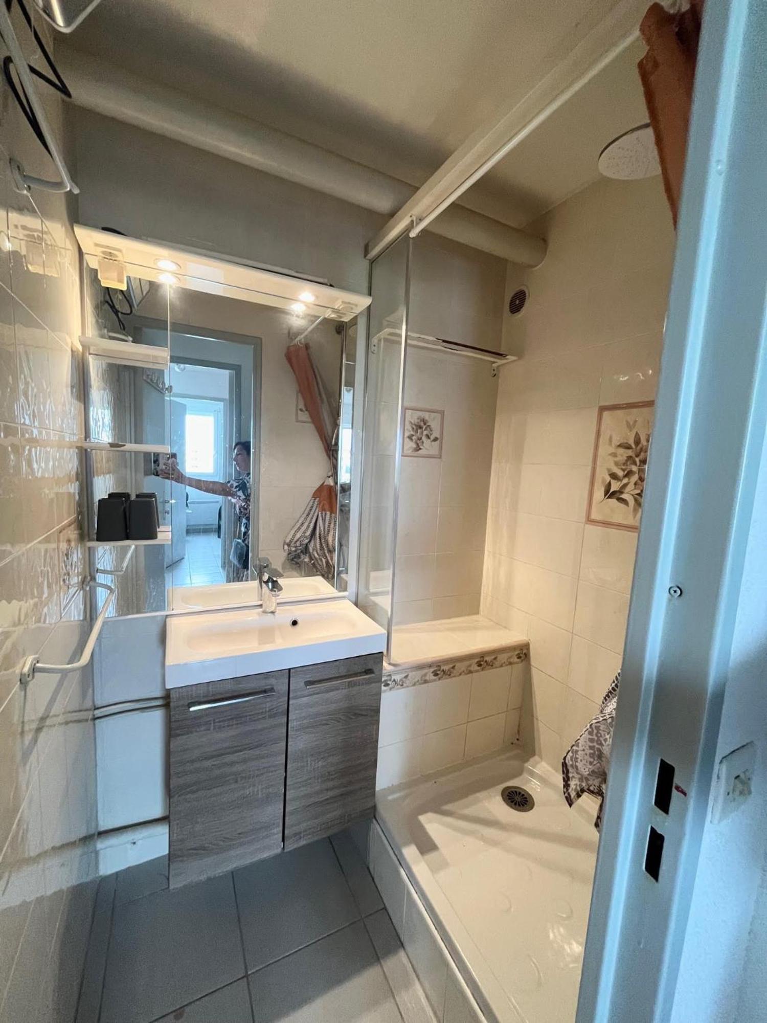 Appartement Devant La Mer + Parking เลอ โกร-ดู-รัว ภายนอก รูปภาพ